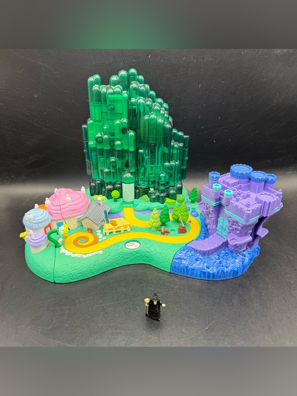 2001 Wizard of Oz Polly Pocket Emerald City Play Set~Witch Figure~Lights Work